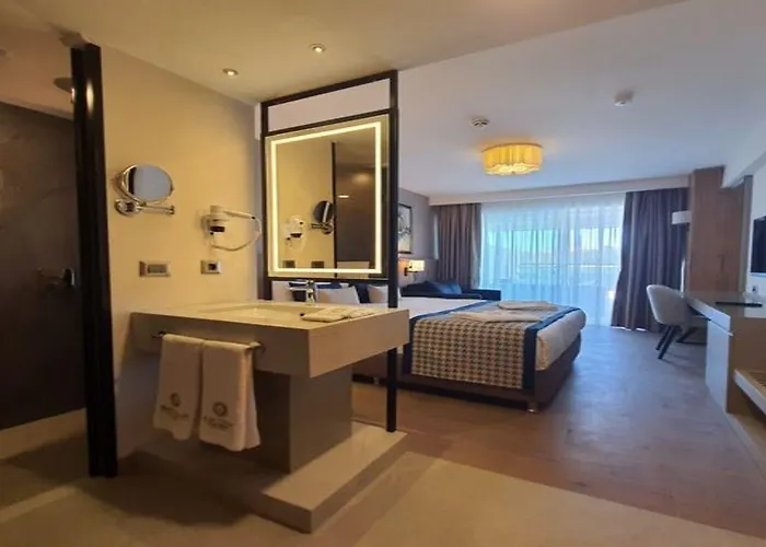 Sunthalia And Antalia