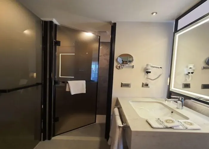 Hotel Sunthalia And 3*