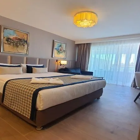 Sunthalia And Hotel Antalya