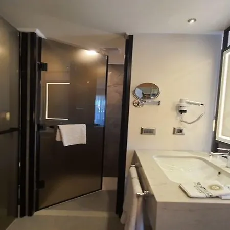 Hotel Sunthalia And 3*
